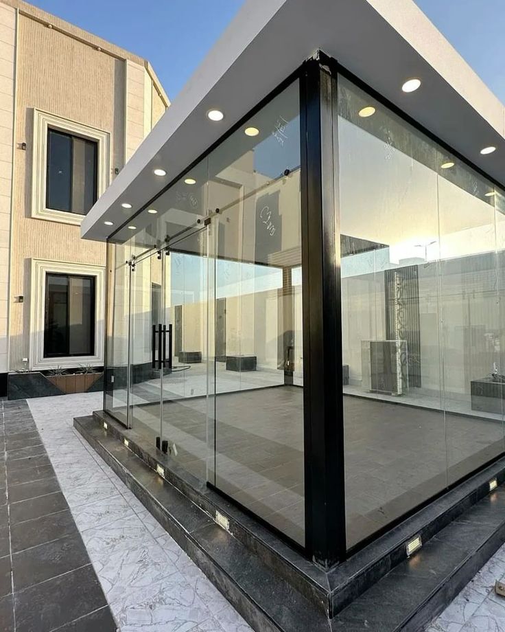 غرف زجاجية 0bb57742 af77 40c6 b0d7 41efd4d4a08a